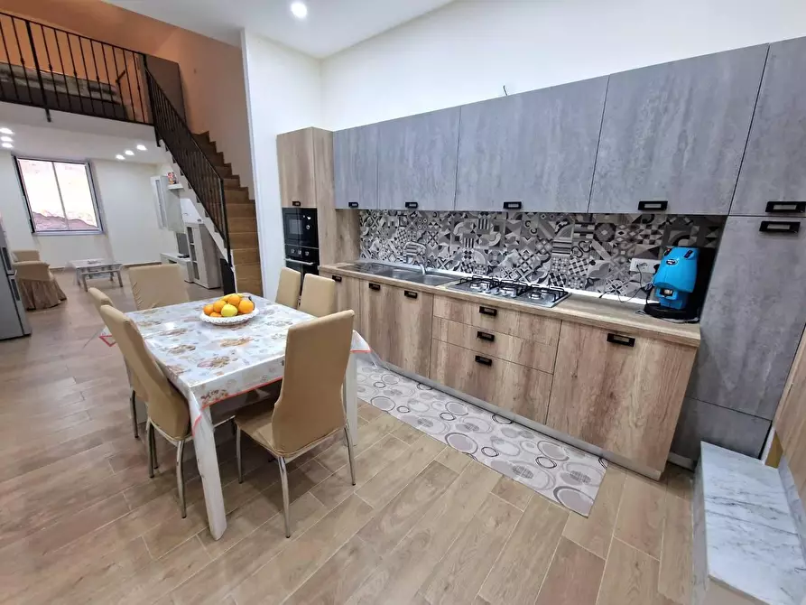 Immagine 1 di Appartamento in vendita  in VIA giardino a Torre Annunziata