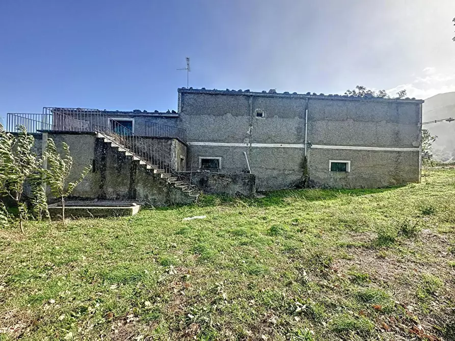 Immagine 12 di Rustico / casale in vendita  in CONTRADA corbatteria a San Martino D'agri