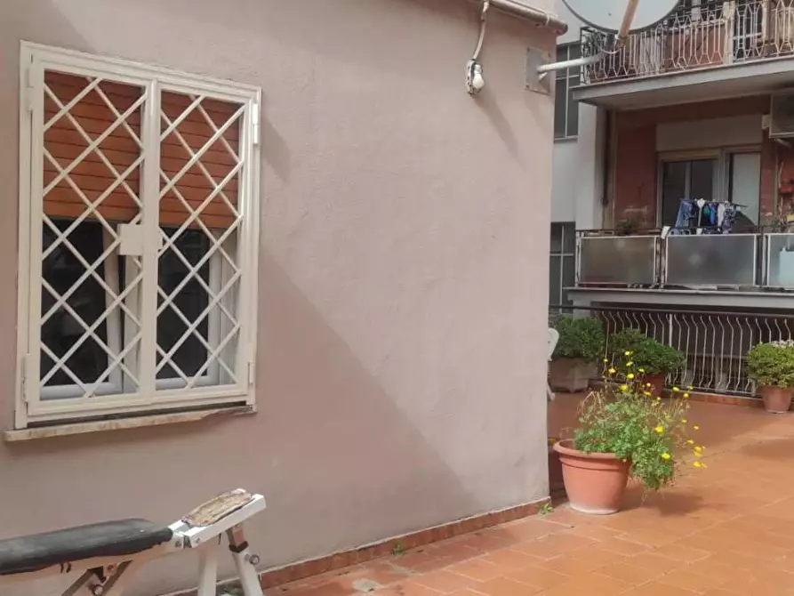 Immagine 22 di Appartamento in vendita  in VIA vacuna a Roma