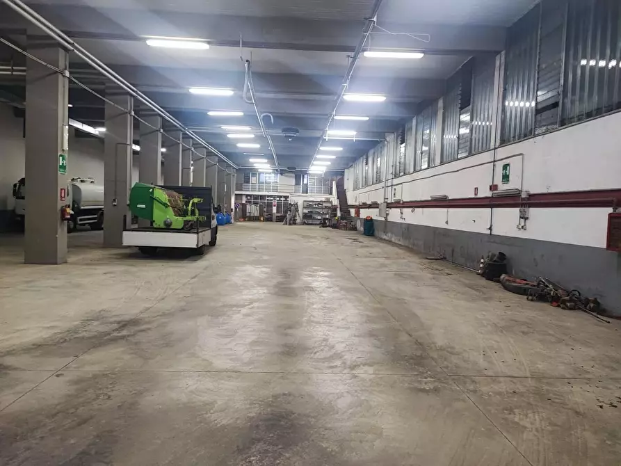 Immagine 6 di Capannone industriale in affitto  in CORSO susa 247 a Rivoli