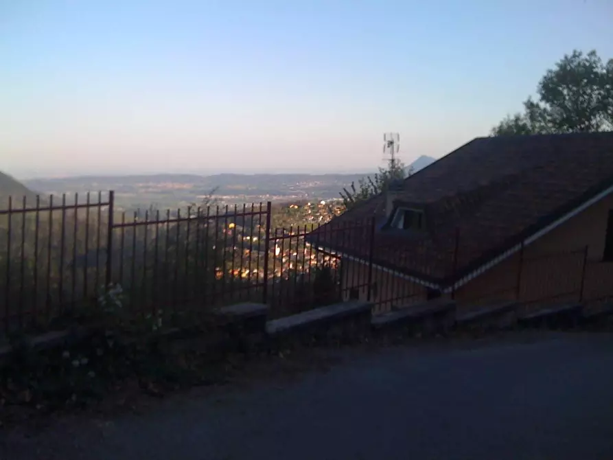 Immagine 11 di Villa in vendita  in STRADA borgata  giorda 42 a Rubiana