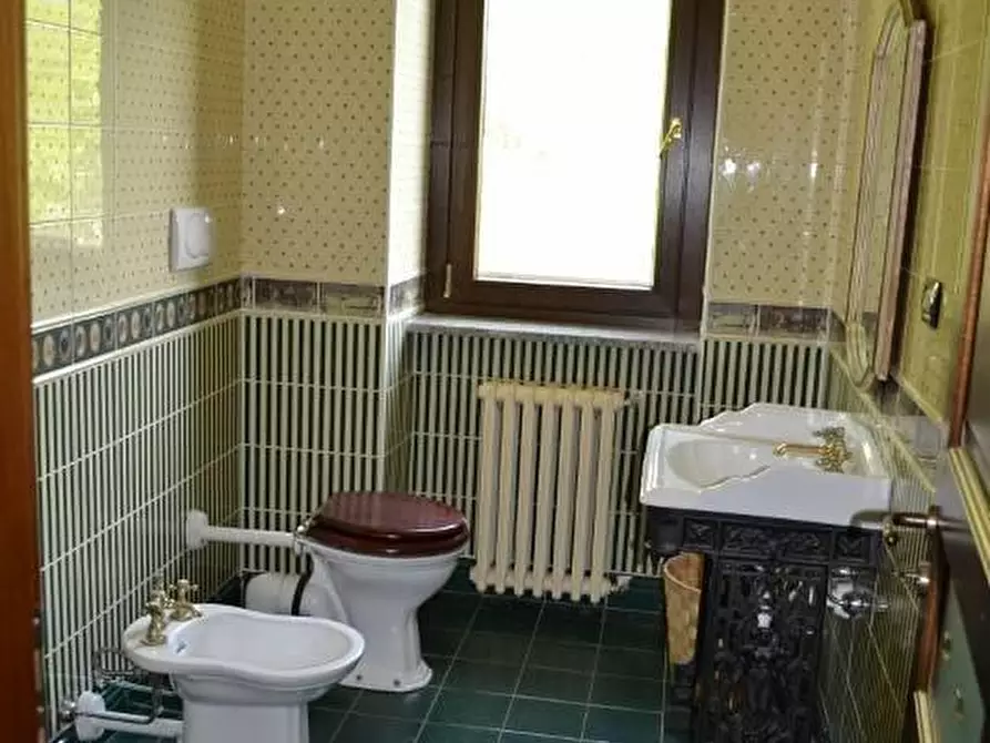 Immagine 8 di Villa in vendita  in STRADA borgata  giorda 42 a Rubiana