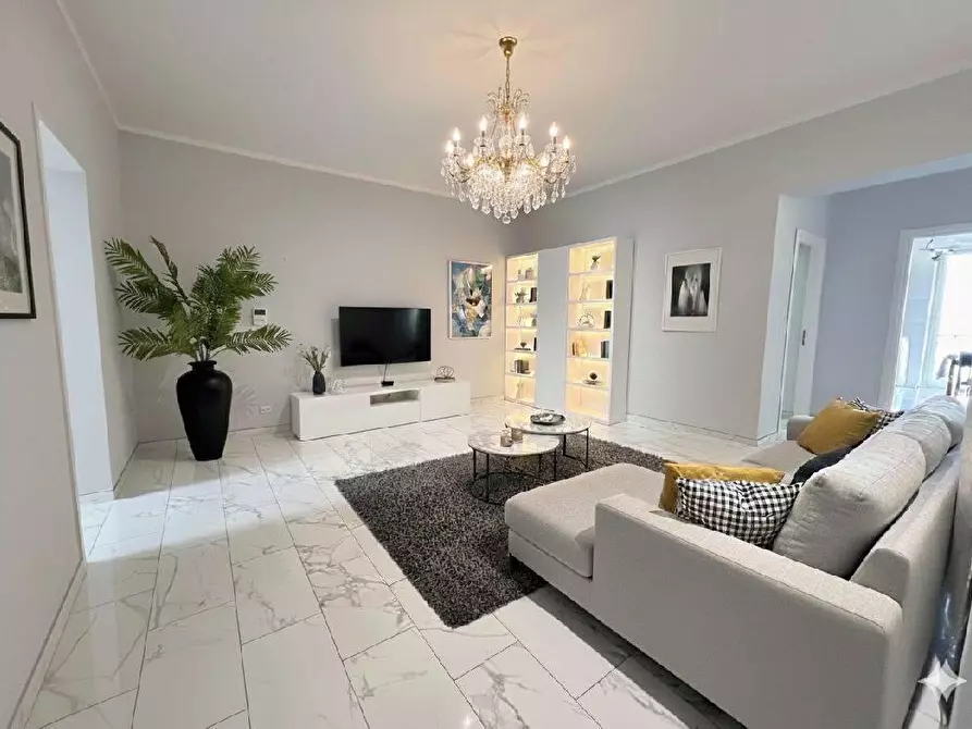 Immagine 3 di Appartamento in vendita  in VIA roma a Porto Empedocle