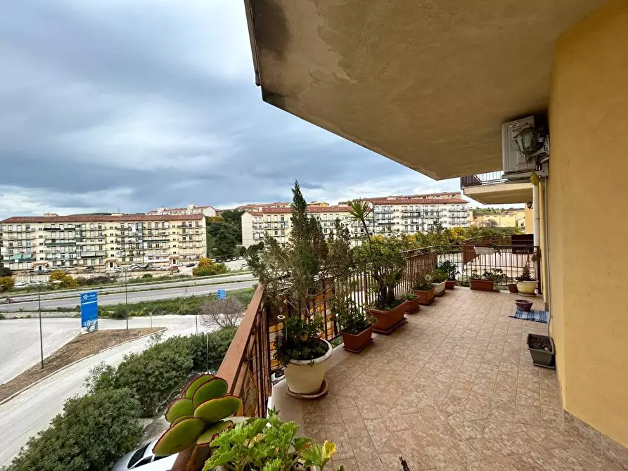 Immagine 9 di Appartamento in vendita  in VIA zunica a Agrigento