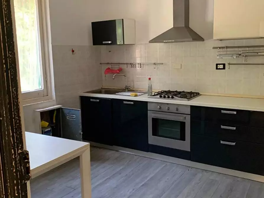 Immagine 5 di Appartamento in vendita  in VIA ss  nome di gesu 64 A a Genova