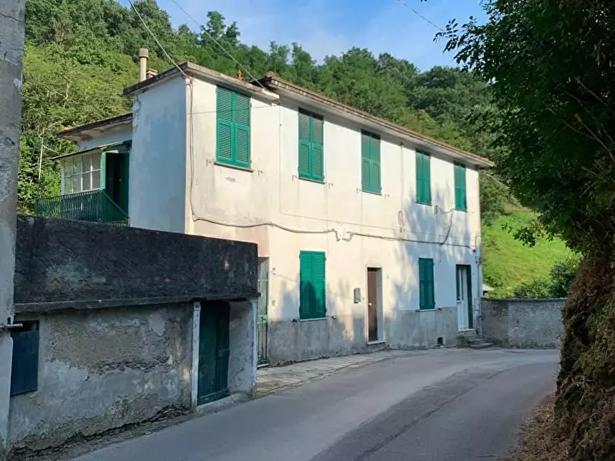 Immagine 1 di Appartamento in vendita  in VIA ss  nome di gesu 64 A a Genova