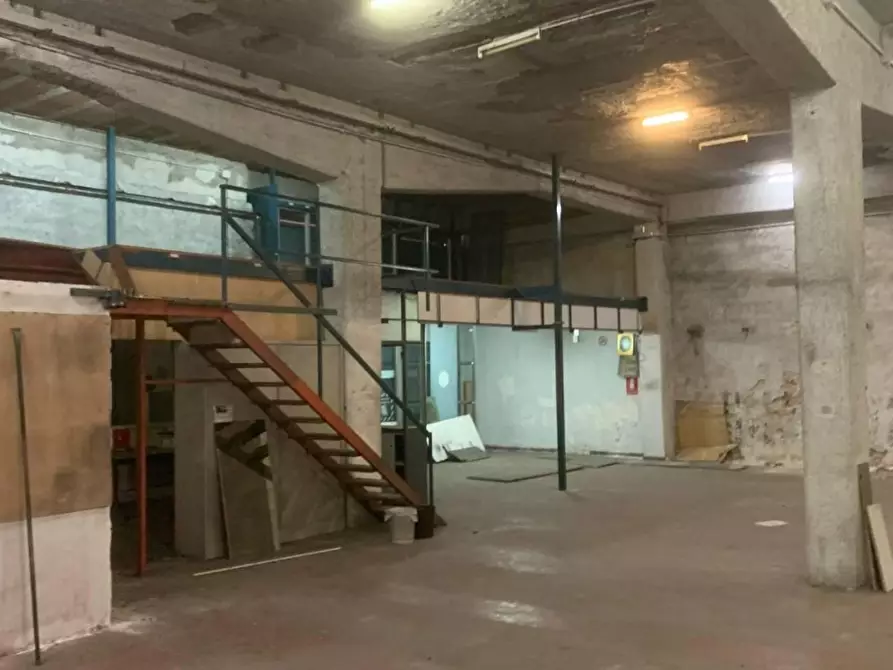 Immagine 26 di Capannone industriale in vendita  in VIA buonriposo 11 a Palermo