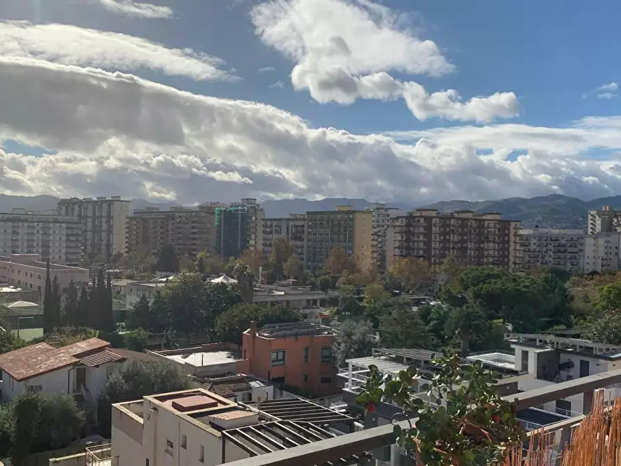 Immagine 2 di Appartamento in vendita  in VIA matteo  dominici 8 a Palermo