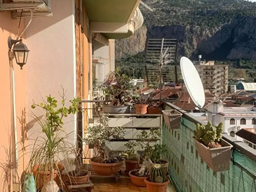 Immagine 9 di Appartamento in vendita  in VIA matteo  dominici 8 a Palermo