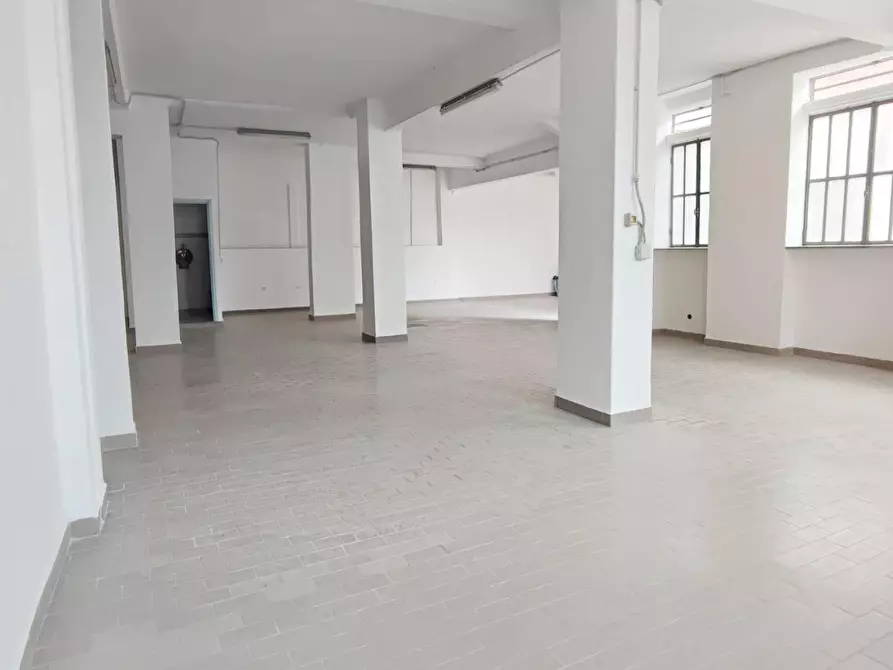 Immagine 8 di Magazzino in vendita  in VIA sabotino 17/A a Collegno