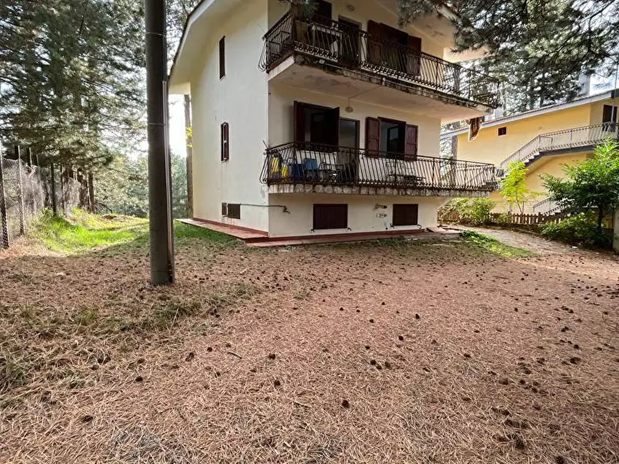 Immagine 16 di Villa in vendita  in LOCALITA'racise a Taverna