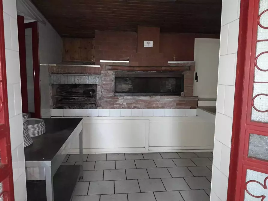 Immagine 5 di Bar / Ristorante in affitto  in VIA fontana secca a Trentinara