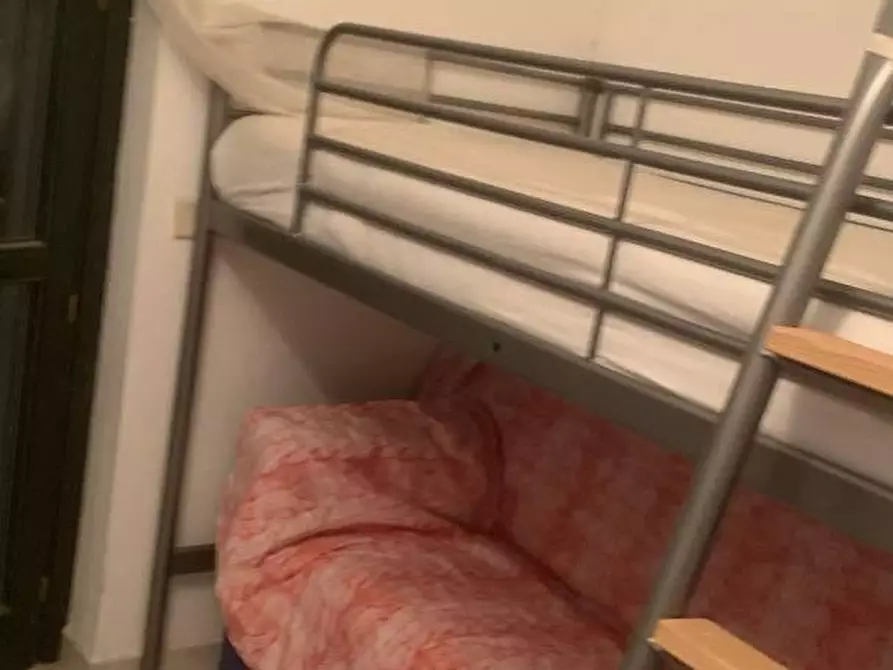 Immagine 4 di Villa in vendita  in VIALE himera 3 a Campofelice Di Roccella