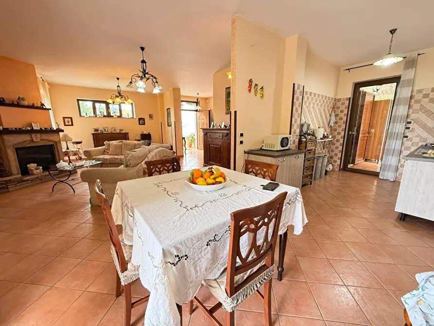 Immagine 5 di Villa in vendita  in VIA piantana I traversa 16 a Vallo Della Lucania