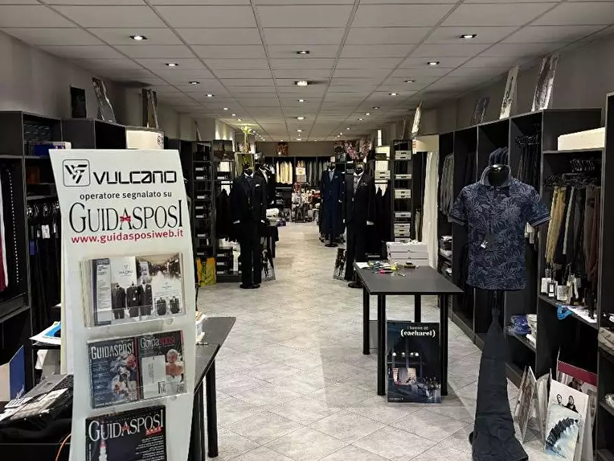 Immagine 4 di Attività commerciale in vendita  in VIALE XXIV maggio a Collegno