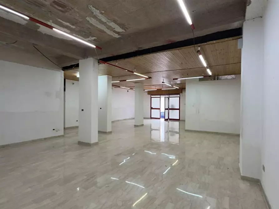 Immagine 6 di Locale commerciale in affitto  in VIA nazionale 167 a Misilmeri