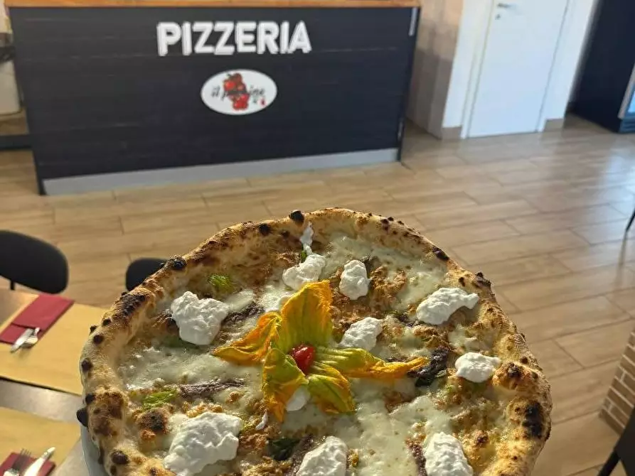 Immagine 15 di Attività commerciale in vendita  in VIALE radich 21 a Grugliasco