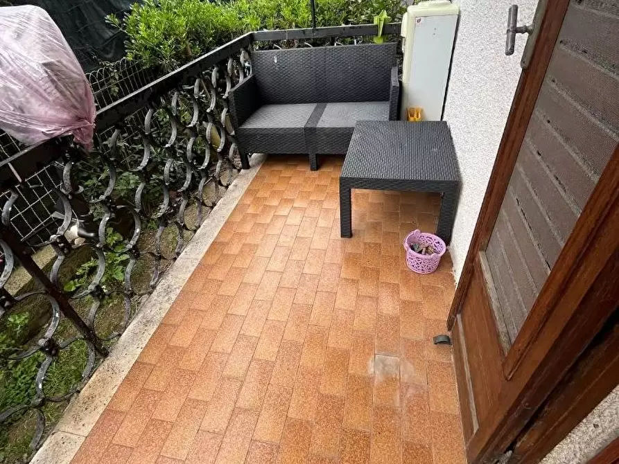 Immagine 8 di Appartamento in vendita  in VIALE delle  province a Montepaone