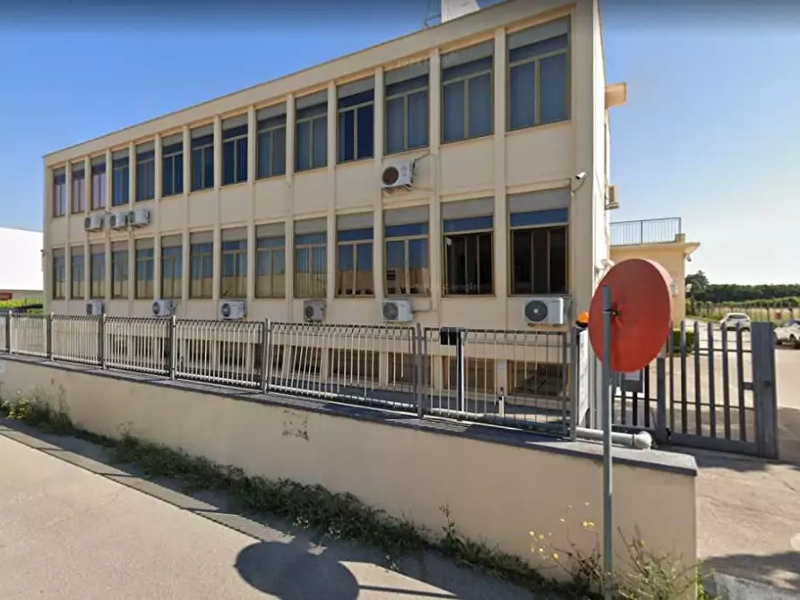 Immagine 2 di Capannone industriale in vendita  in VIA tito speri a Pomezia