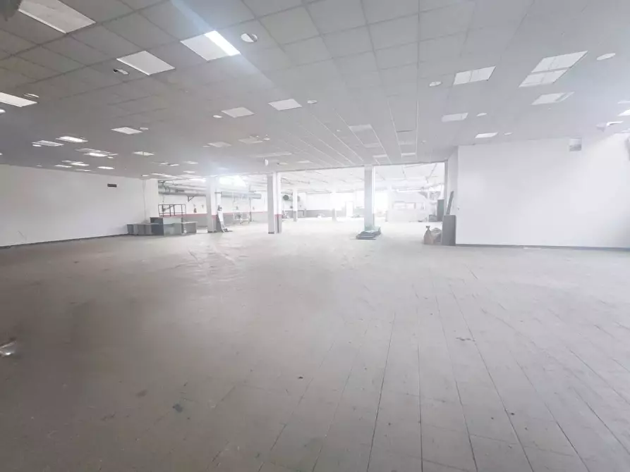 Immagine 8 di Capannone industriale in vendita  in CORSO cesare battisti 63 a Carignano