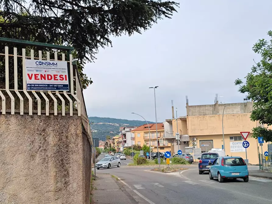 Immagine 3 di Casa indipendente in vendita  in VIA guglielmo   marconi a Lamezia Terme
