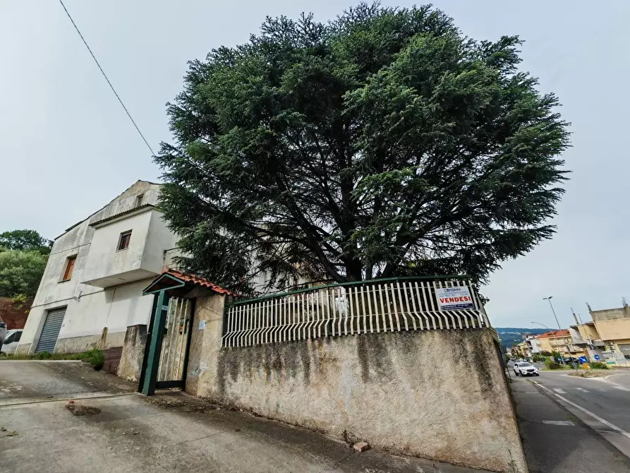 Immagine 1 di Casa indipendente in vendita  in VIA guglielmo   marconi a Lamezia Terme