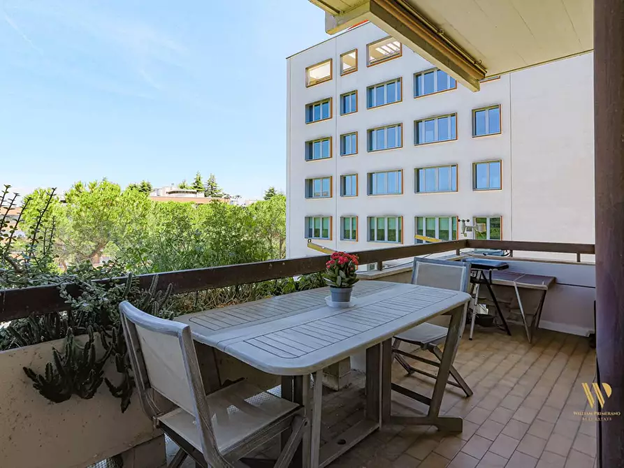 Immagine 17 di Appartamento in vendita  in VIA elio vittorini 109 a Roma