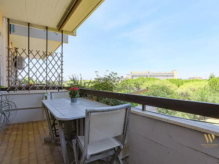 Immagine 18 di Appartamento in vendita  in VIA elio vittorini 109 a Roma