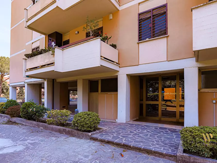 Immagine 21 di Appartamento in vendita  in VIA elio vittorini 109 a Roma