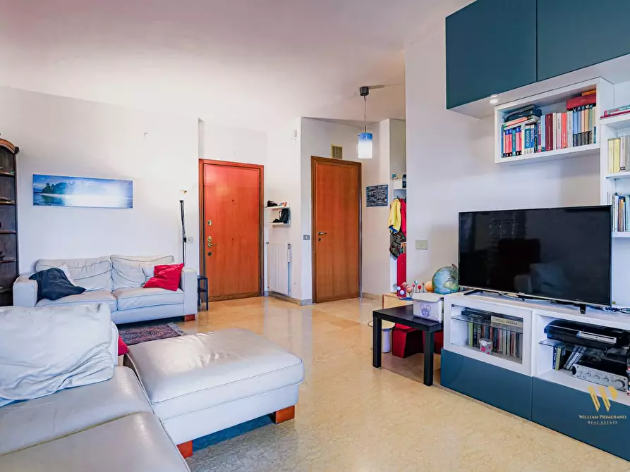 Immagine 9 di Appartamento in vendita  in VIA elio vittorini 109 a Roma