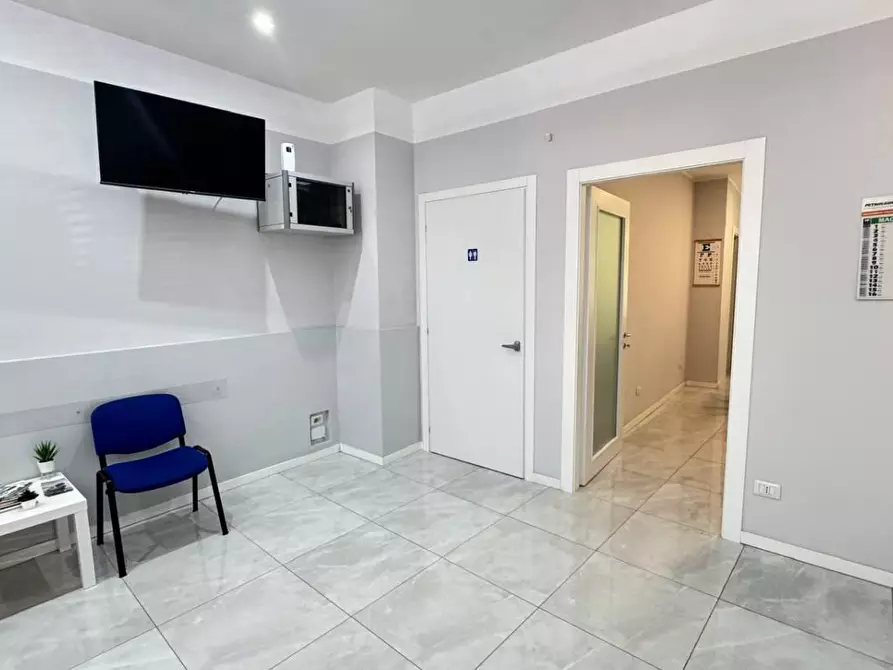 Immagine 4 di Locale commerciale in affitto  in VIA ettore de medici a Lamezia Terme