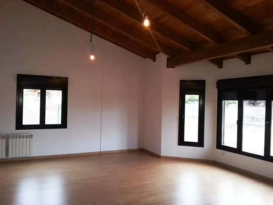 Immagine 3 di Casa indipendente in vendita  in LOCALITA'agazzi a Arezzo