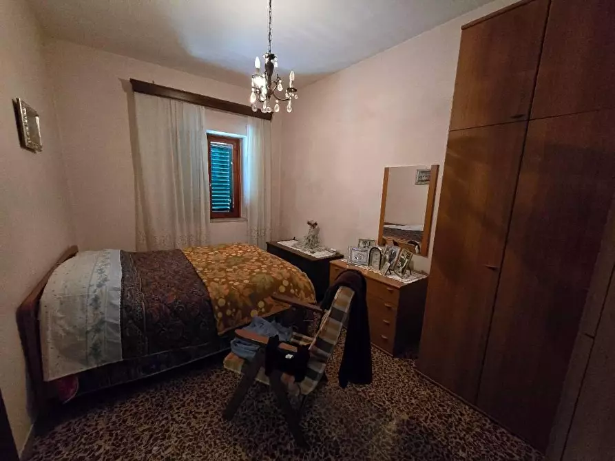 Immagine 10 di Casa indipendente in vendita  in LOCALITA'cozzano a Castiglion Fiorentino