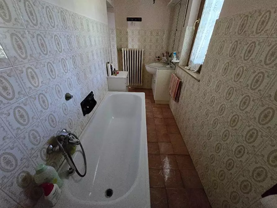 Immagine 17 di Casa indipendente in vendita  in LOCALITA'cozzano a Castiglion Fiorentino