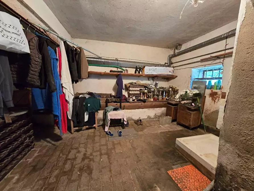 Immagine 26 di Casa indipendente in vendita  in LOCALITA'cozzano a Castiglion Fiorentino