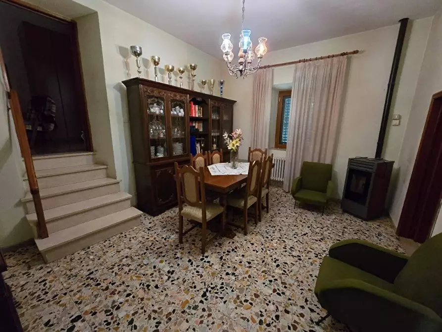 Immagine 5 di Casa indipendente in vendita  in LOCALITA'cozzano a Castiglion Fiorentino