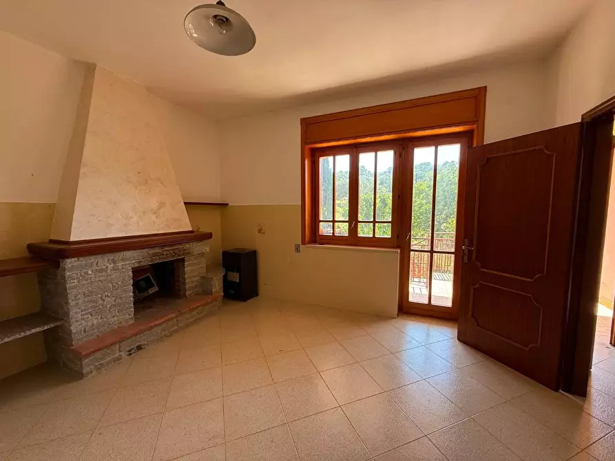 Immagine 3 di Villa in vendita  in CONTRADA cassile 28 a Altavilla Silentina