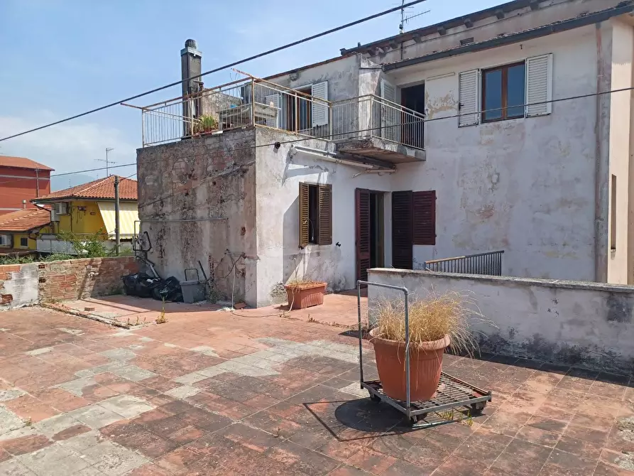 Immagine 9 di Casa bifamiliare in vendita  in VIA giovannella a Agliana