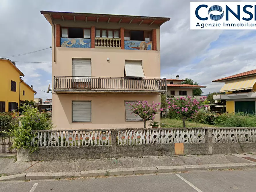 Immagine 1 di Casa bifamiliare in vendita  in VIA giovannella a Agliana