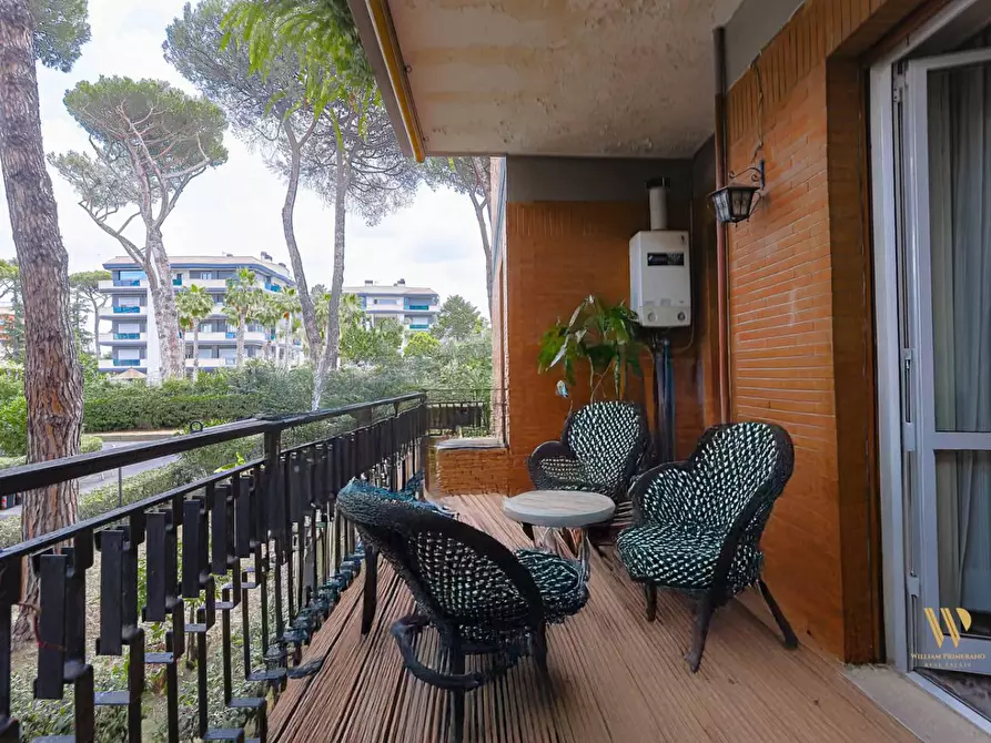 Immagine 15 di Appartamento in vendita  in VIA della stazione ottavia 93 a Roma