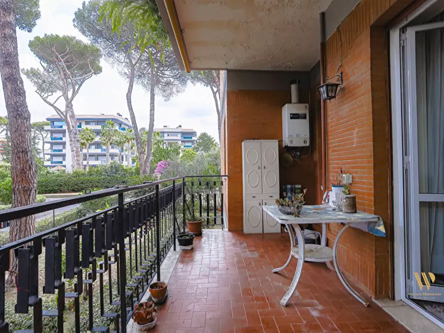 Immagine 19 di Appartamento in vendita  in VIA della stazione ottavia 93 a Roma