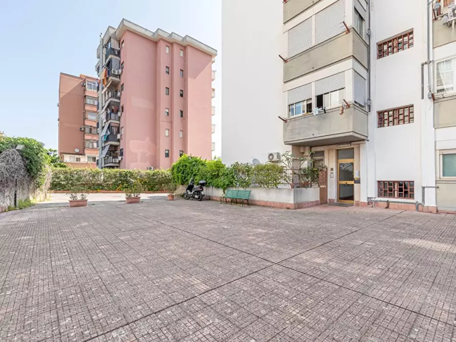 Immagine 14 di Appartamento in vendita  in VIA casalini 107 a Palermo