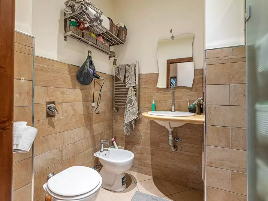 Immagine 21 di Appartamento in vendita  in VIA casalini 107 a Palermo