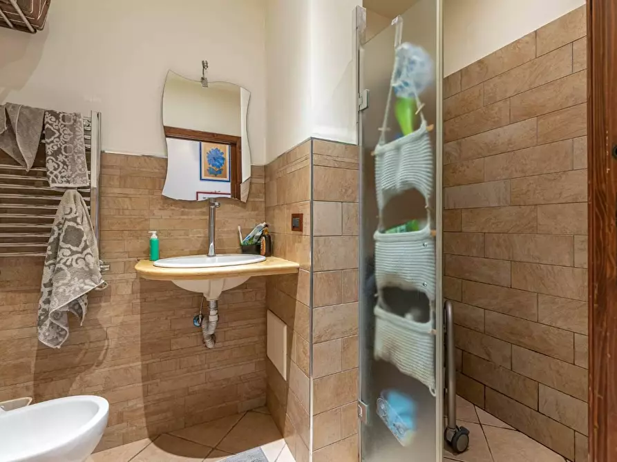 Immagine 22 di Appartamento in vendita  in VIA casalini 107 a Palermo