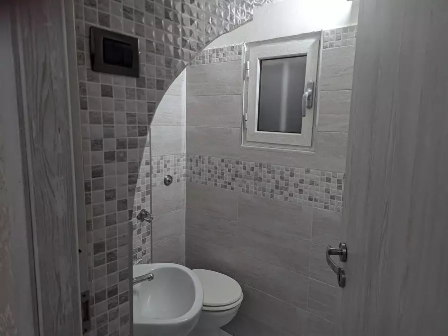 Immagine 21 di Appartamento in vendita  in VIA cesare battisti a Torre Annunziata