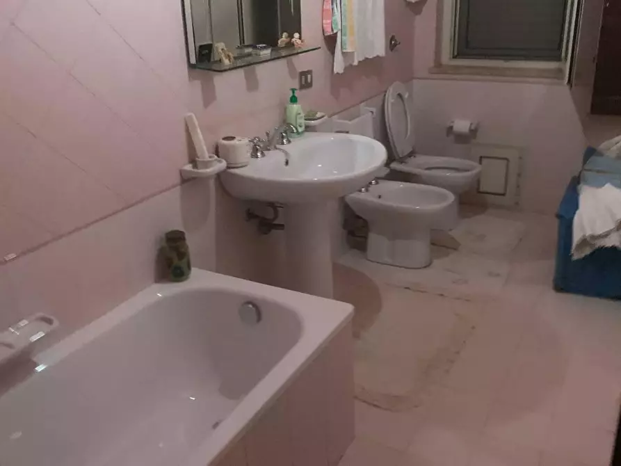 Immagine 15 di Villa in vendita  in CONTRADA valle corvo 23 a Casteldaccia