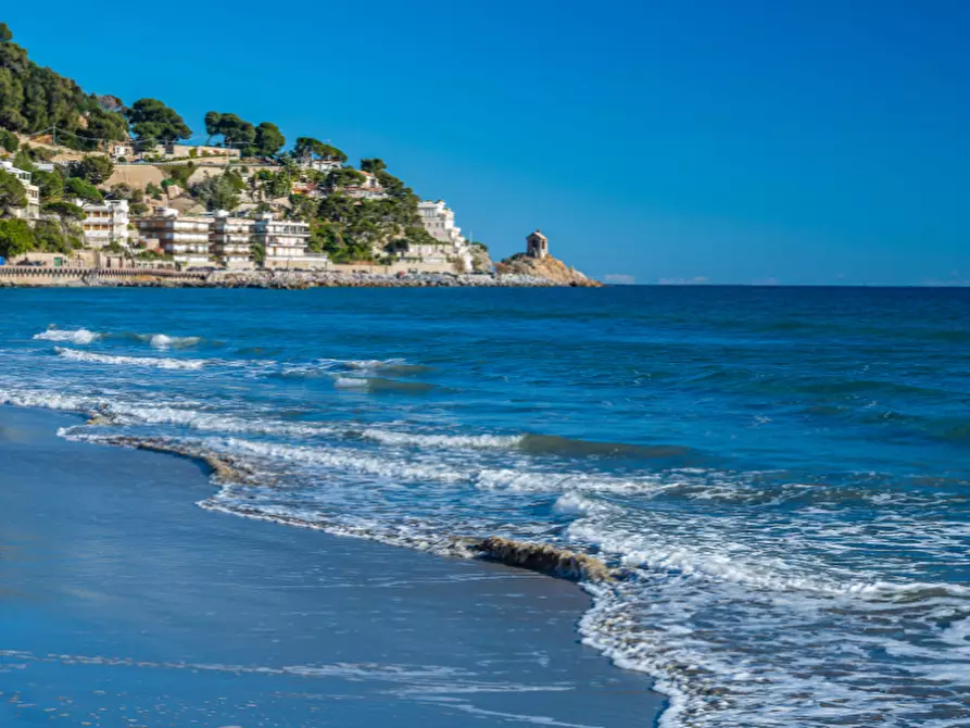 Immagine 22 di Appartamento in vendita  in ALTRO enrico toti a Alassio