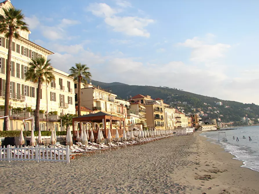 Immagine 29 di Appartamento in vendita  in ALTRO enrico toti a Alassio