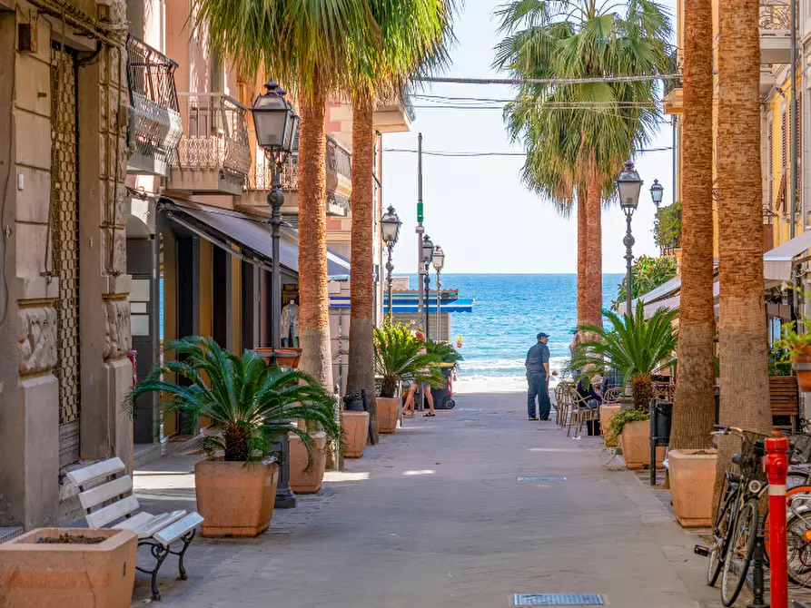 Immagine 4 di Appartamento in vendita  in ALTRO enrico toti a Alassio