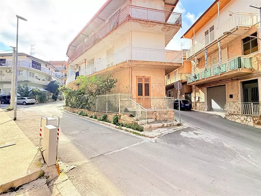 Immagine 15 di Appartamento in vendita  in VIA cristoforo colombo 45 a Villabate